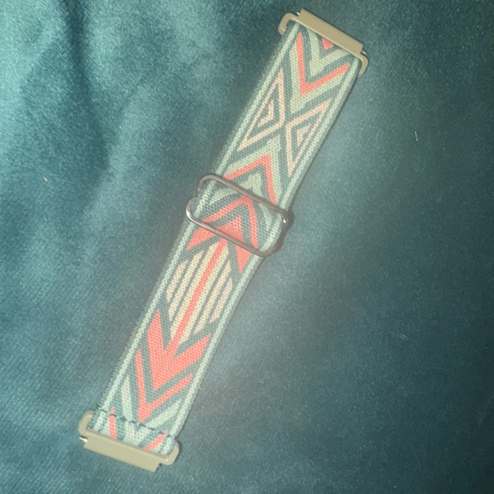 Geometric Pattern apple Watch Band - Picture 5 of 5
